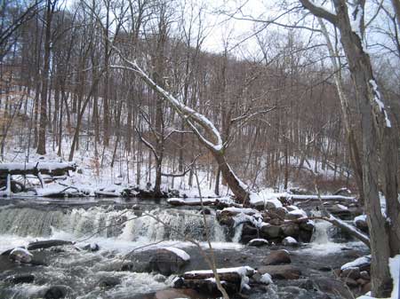  Pequannock River waterfalls in Bloomingdale, New Jersey - February 25, 2005 (photo by rt23.com staff)