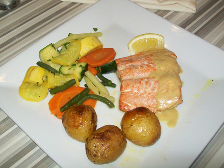 salmon with country mustad sauce