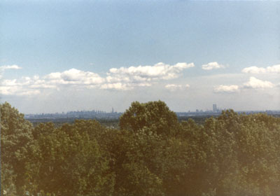 New York City Skyline, Summer, Change of Seasons in Northern New Jersey ...